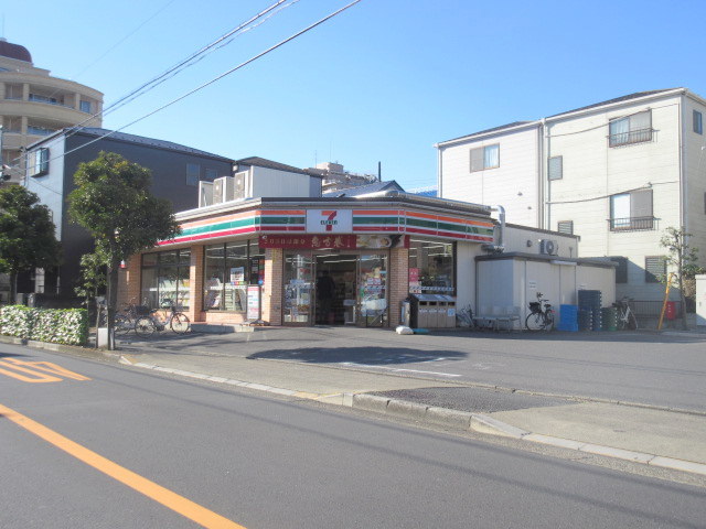 コンビニ　セブンイレブン足立綾瀬1丁目店（コンビニ）まで488m
