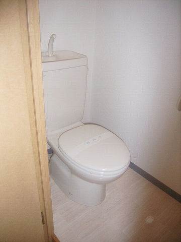 トイレ　別号室