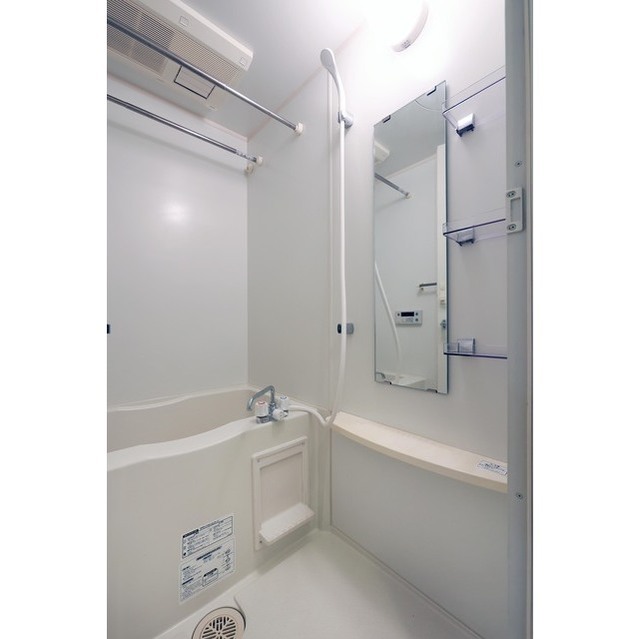 バス・シャワールーム　バス