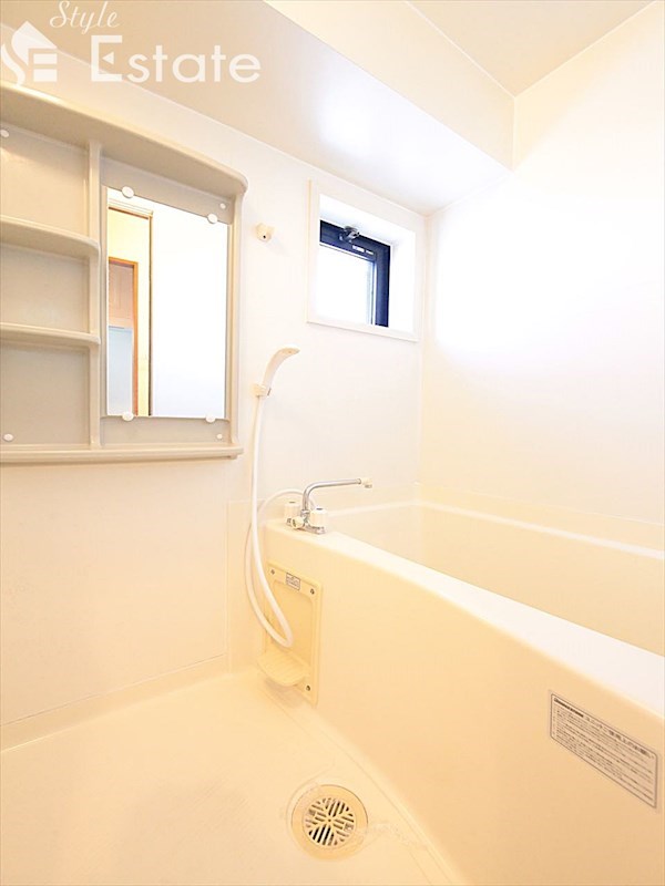 バス・シャワールーム　バスルーム