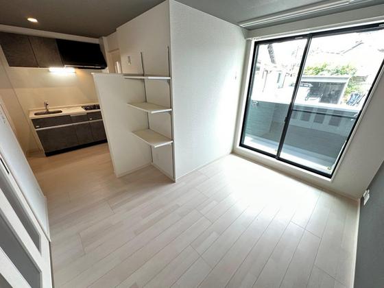 居室・リビング　※別部屋の写真です