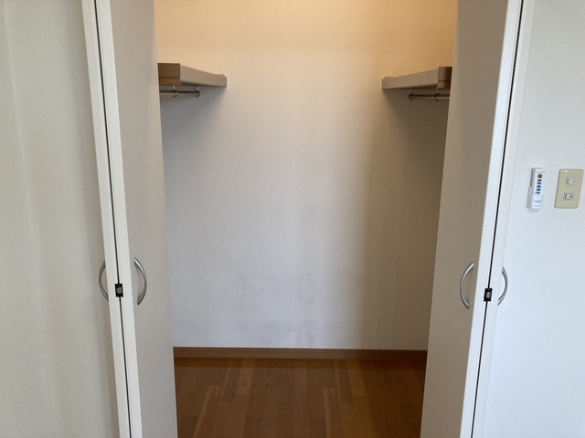 収納　ウォークインクローゼット付き