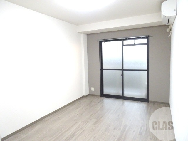 居室・リビング　明るいお部屋です♪