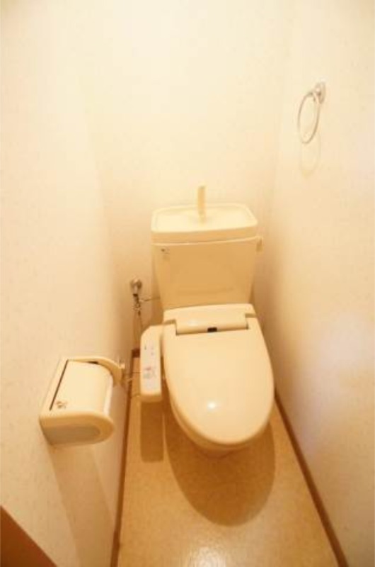 トイレ　別号室