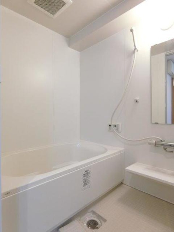 バス・シャワールーム　図面と現状に相違がある場合には現状を優先