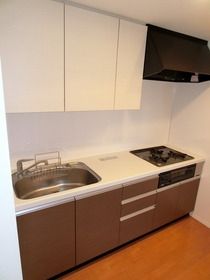 キッチン　３口システムキッチン