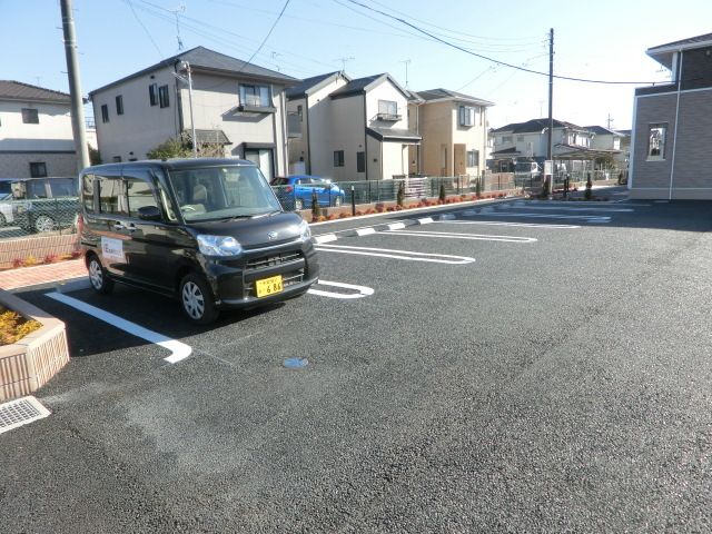 駐車場　広々駐車場です！