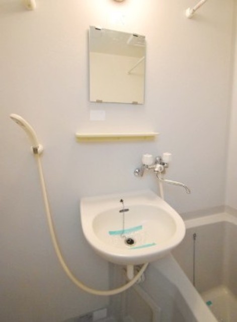 洗面設備　他部屋参考。