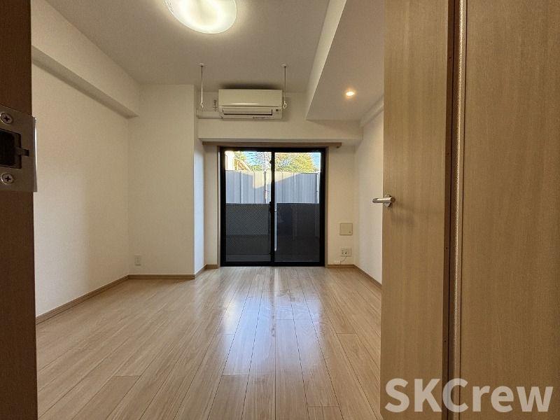 居室・リビング　別号室の写真です