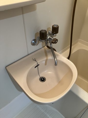 洗面設備　退去前につき、前回募集時のお写真です。