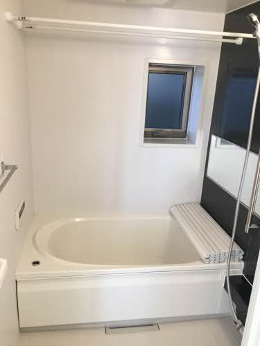 バス・シャワールーム　バスルーム