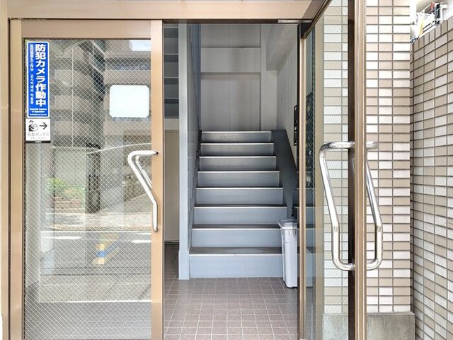 エントランス　エントランス