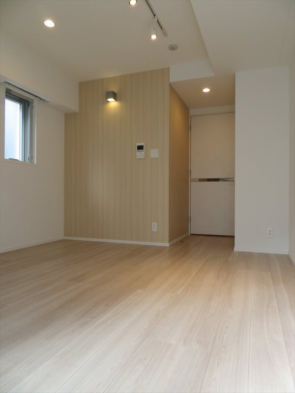 居室・リビング　同マンション別部屋