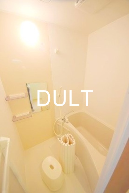 バス・シャワールーム　バスルームです。