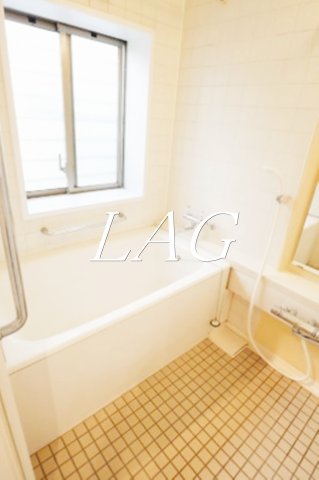 バス・シャワールーム　お風呂です。