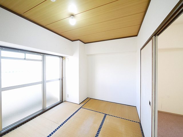 その他部屋・スペース　い草の香りが落ち着く素敵な和室です