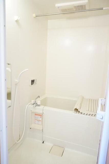 バス・シャワールーム　お風呂です