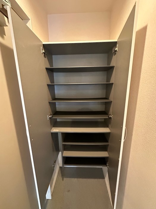 玄関　シューズボックス付きで玄関すっきり片付きます！お客様もスムー