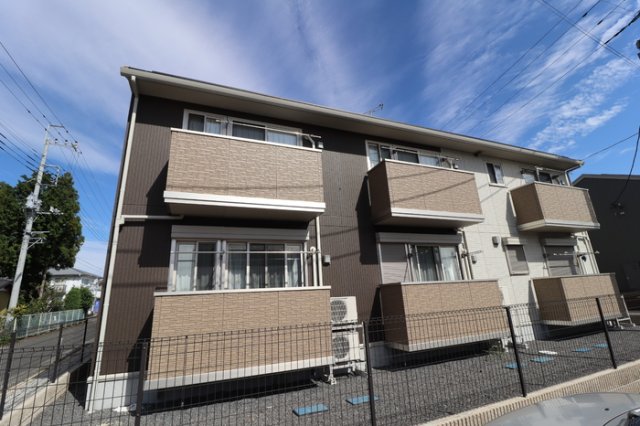 建物外観　落ち着いた雰囲気の外観です