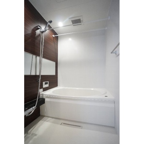 バス・シャワールーム　追い焚き付き