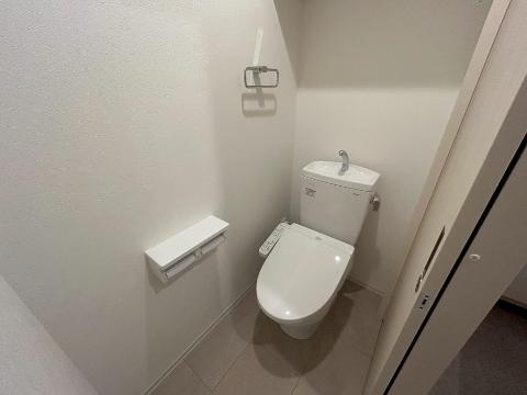 トイレ　シャワー付トイレ