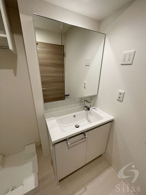 洗面設備　同仕様