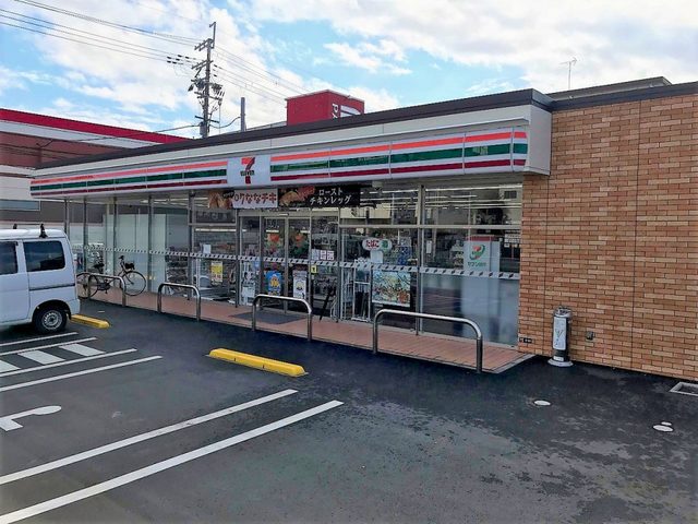 コンビニ　セブンイレブン東大阪御厨東1丁目店（コンビニ）まで448m