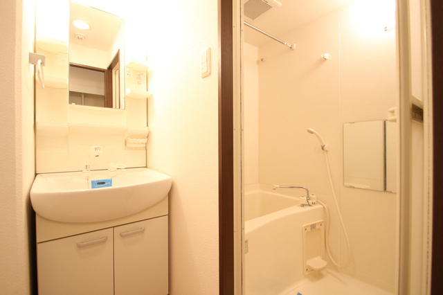 洗面設備　※別室の参考写真の為、現況優先です。