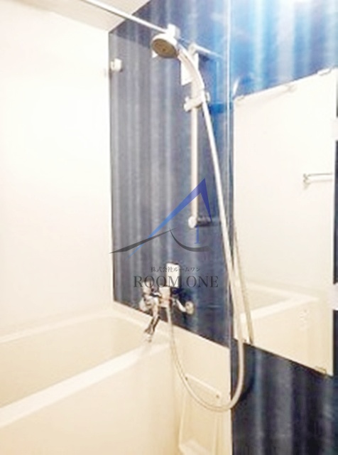 バス・シャワールーム　お風呂です。