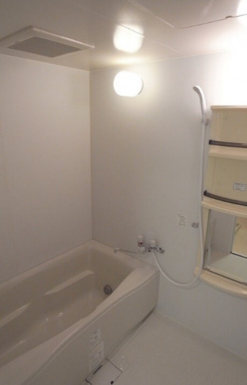 バス・シャワールーム　ロングエイトIII