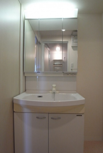 洗面設備　ロングエイトIII