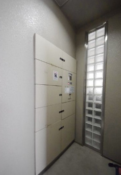 エントランス　ロングエイトIII