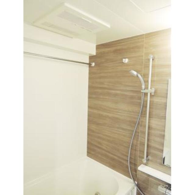 バス・シャワールーム　※写真は同タイプ住戸です。