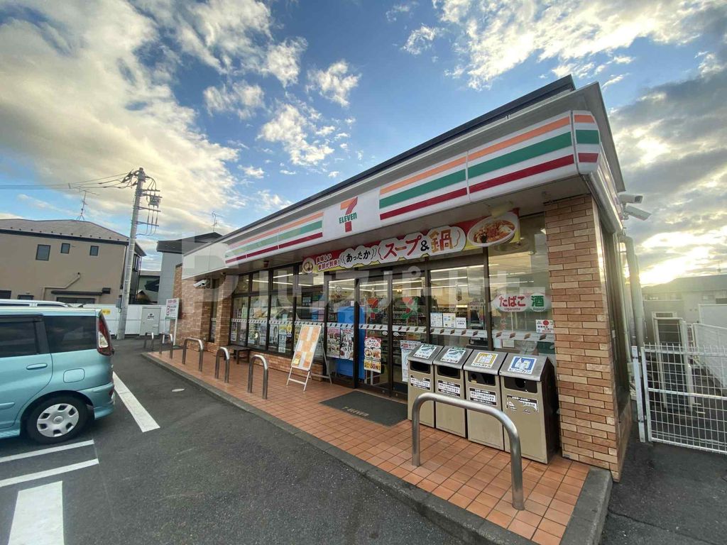 コンビニ　セブンイレブン松戸小金原店（コンビニ）まで1m