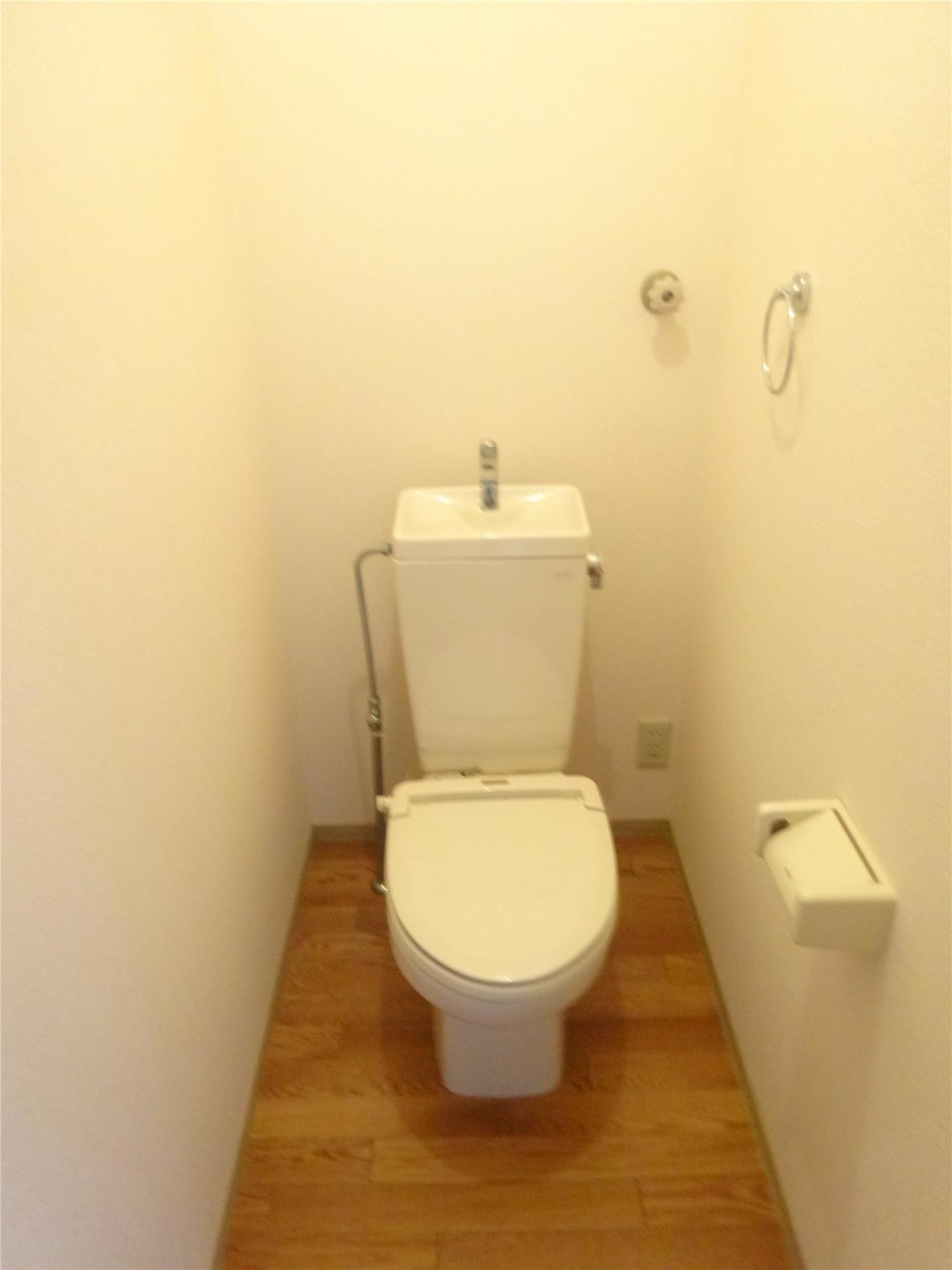 トイレ　トイレ