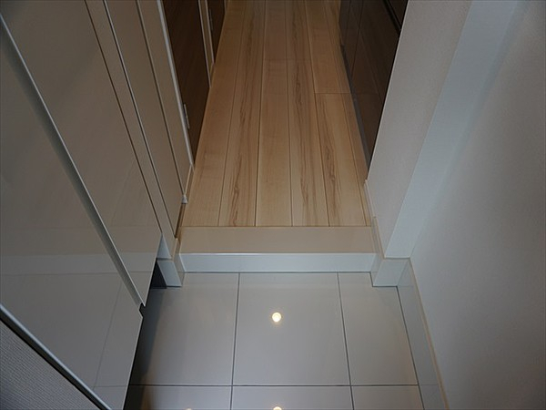 玄関　参考写真