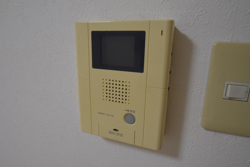 セキュリティ　カメラ付インターホン