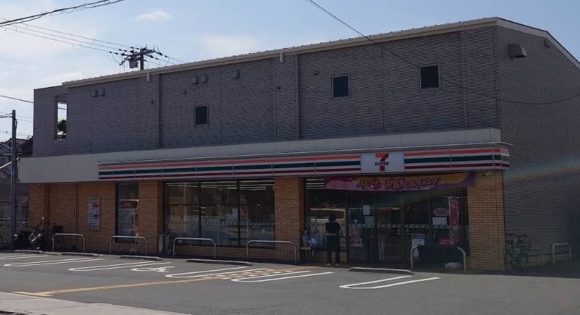コンビニ　セブンイレブン 大阪桃谷5丁目店（コンビニ）まで398m