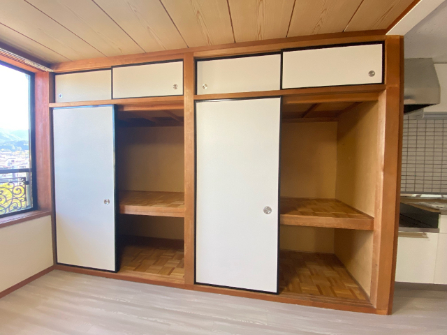 収納　リビングの押入です