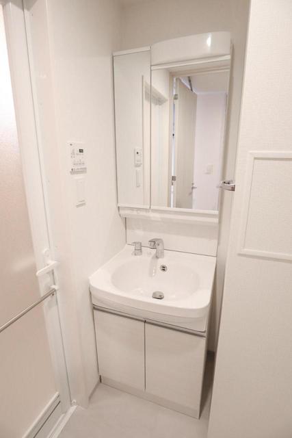 洗面設備　同仕様