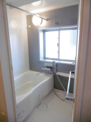 バス・シャワールーム　（別タイプ参考写真）リ フコンフォ ト赤羽　都北区赤羽２