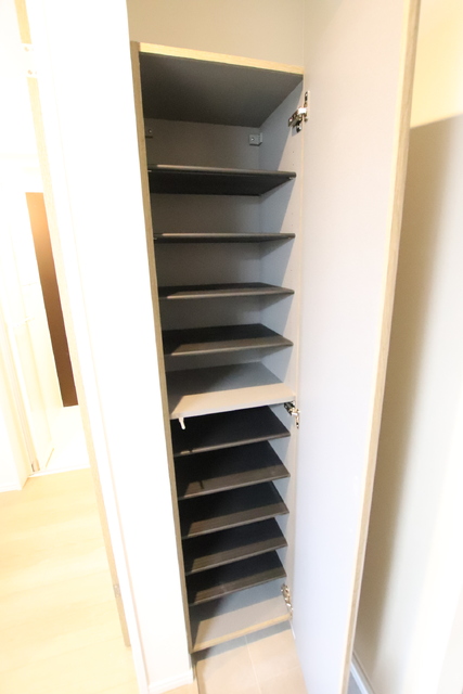 玄関　シューズボックス