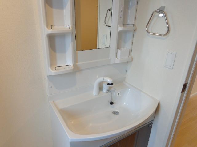 洗面設備　洗髪洗面化粧台