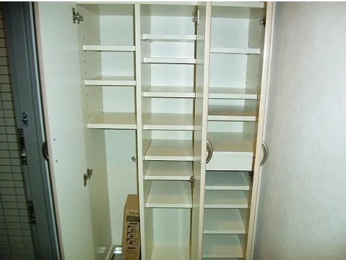 収納　※別部屋の参考写真です。