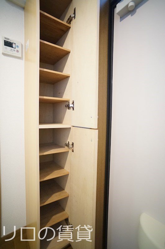 収納　シューズボックス