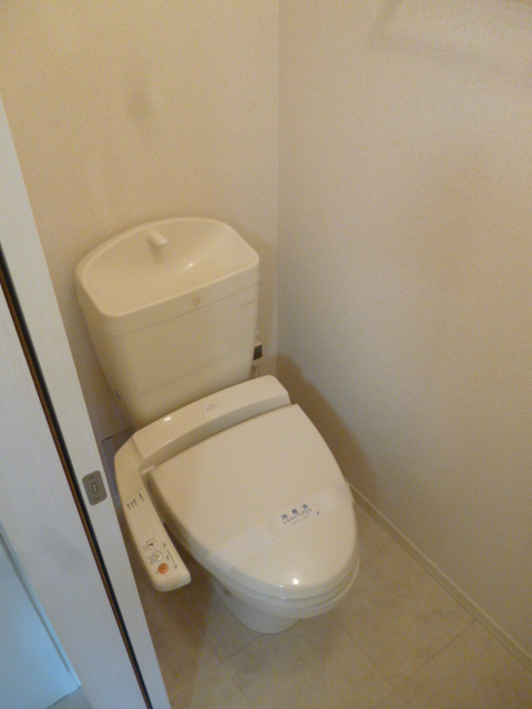 トイレ　★温水洗浄便座★