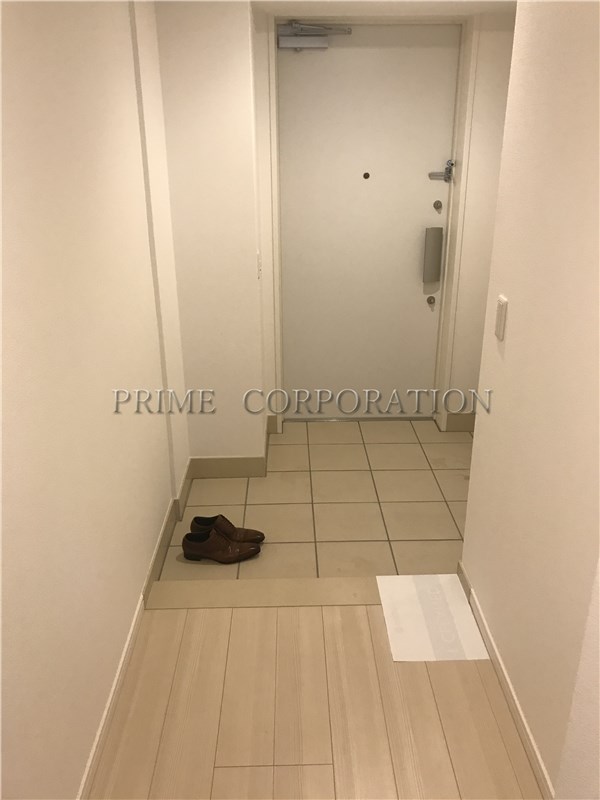 玄関　※参考写真※