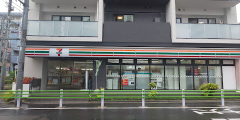コンビニ　セブン－イレブン墨田横川５丁目店（コンビニ）まで501m