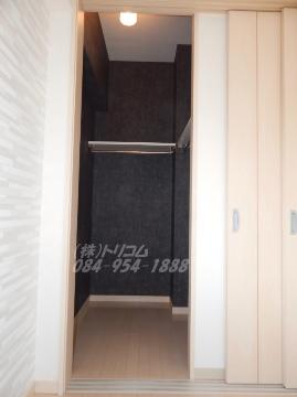 収納　ウォークインクローゼットクローゼット