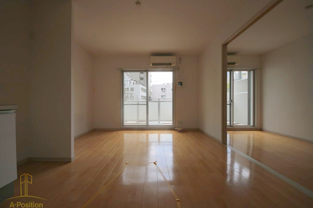 居室・リビング　クレグラン北梅田